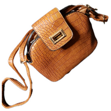 Load image into Gallery viewer, New Small Brown Purse With Zipper (NEW)
