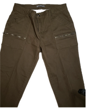 Load image into Gallery viewer, Kate &amp; Mallory Olive Green Pants W/ Zippers (NEW)
