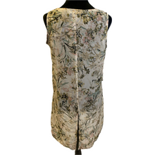 Load image into Gallery viewer, Kate &amp; Mallory Printed Sleeveless Shirt W/ Split Tail (NEW)
