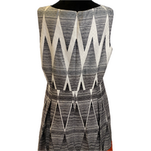 Load image into Gallery viewer, Black and White Zig Zag Sleeveless Dress (NEW)
