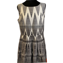 Load image into Gallery viewer, Black and White Zig Zag Sleeveless Dress (NEW)
