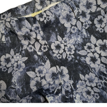 Load image into Gallery viewer, Faded Glory Blue Flower Jeggings (NEW)
